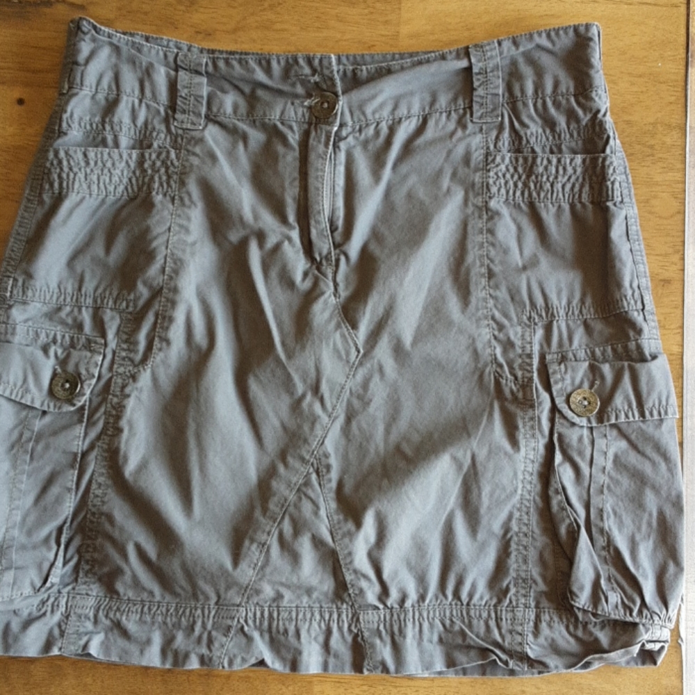 Will Smith Cargo Skirt, SZ 6, VGUC